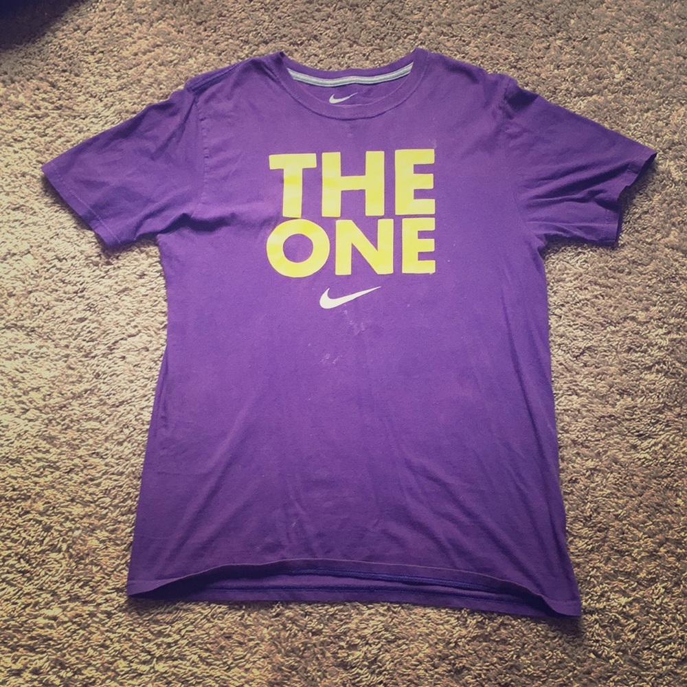 Nike t- shirt